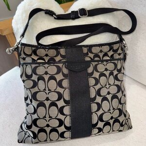 Vintage Coach Signature Jacquard Canvas Leather Black Gray Crossbody Bag #F28502